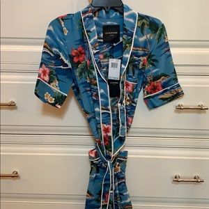 Le Superbe size 4 Hawaiian print romper NWT